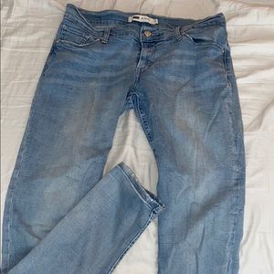 Levi jeans